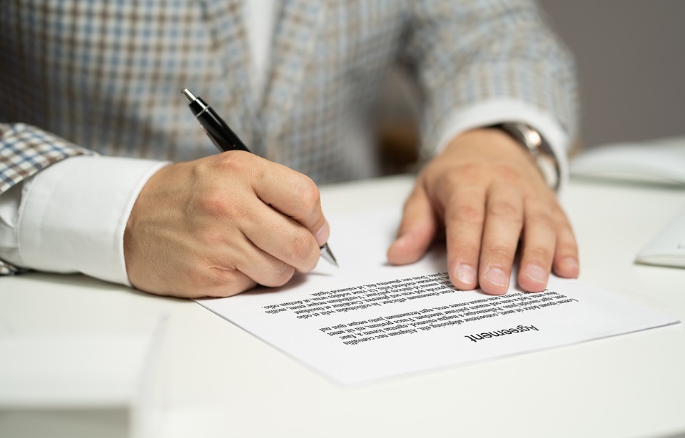 Understanding the Role of Business Contracts in Legal Practice